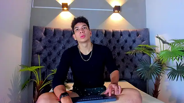 ALAN_REDINGER Chatroom