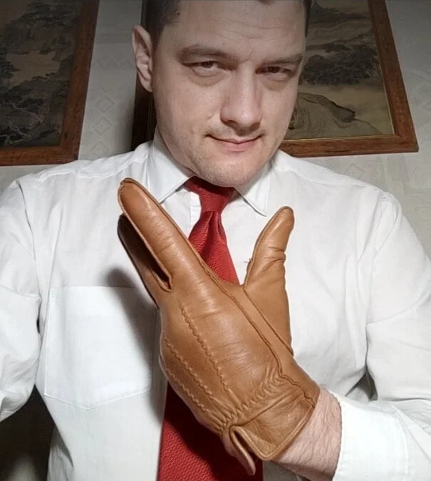 ALPHA______ Chatroom