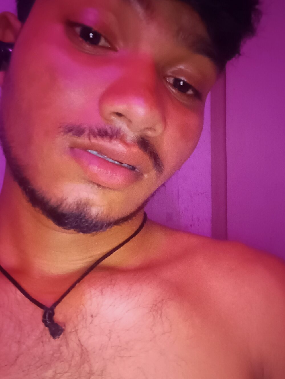 AYUSH23_56 Chatroom
