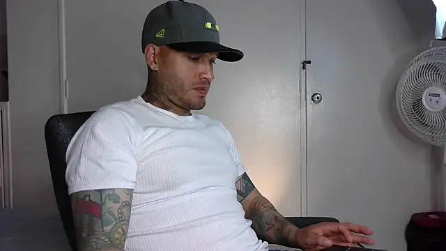 Acxel_Foxxx Chatroom