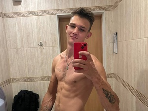 AdamGold01