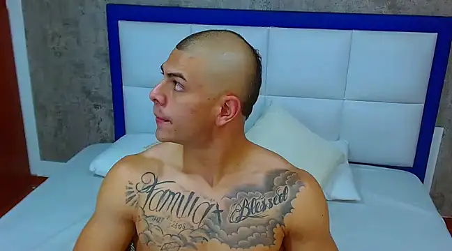 Adam_Bunny1 Chatroom