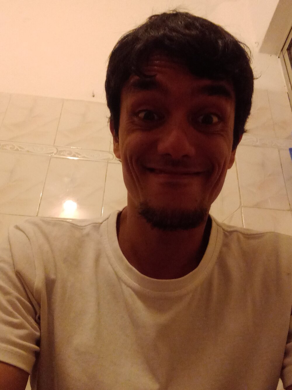 Adrian6986 Chatroom