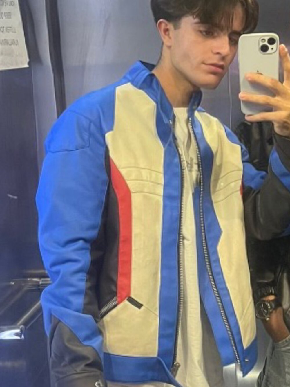 Akgun002472 Chatroom