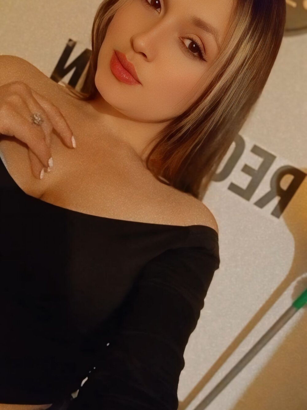 Alejandra_N Chatroom