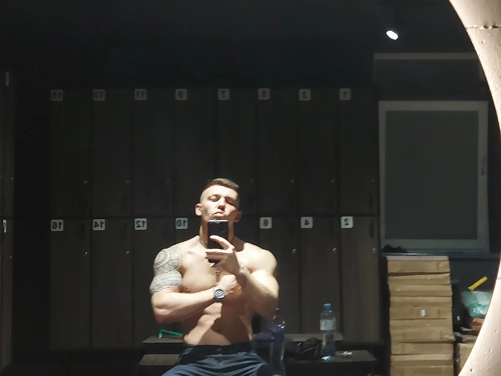 AlexShowPusy Chatroom