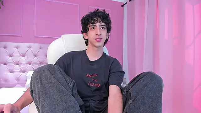 Alezzandro_ Chatroom