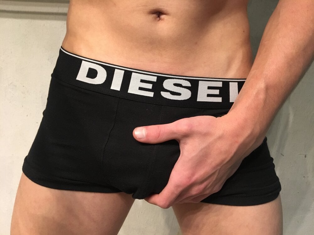 Andrewhootxx Chatroom