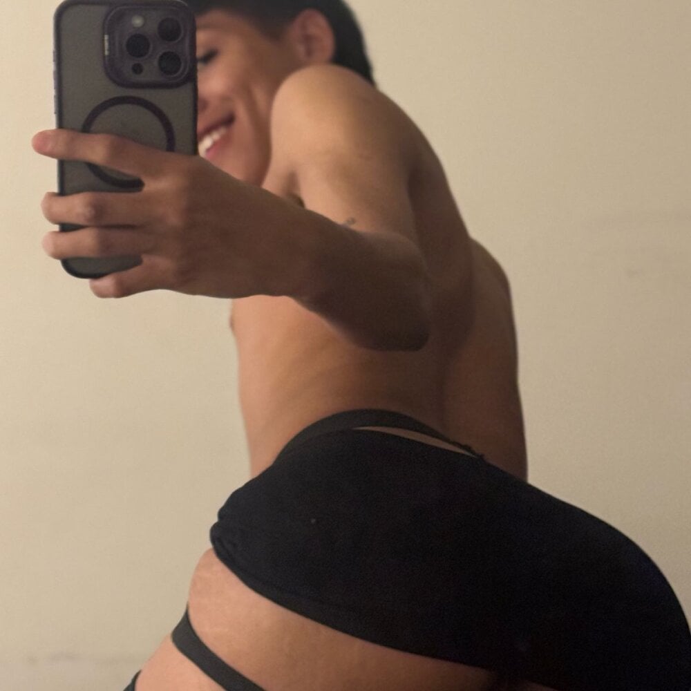 Angel_Milleer Chatroom