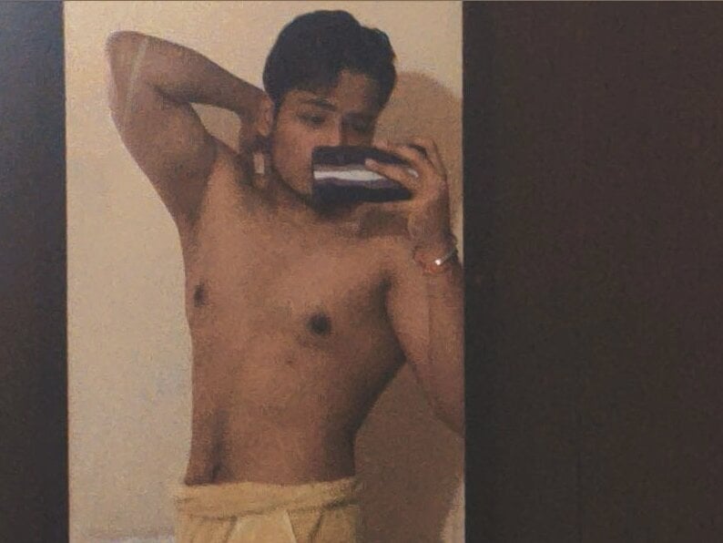Anshu_Delhi Chatroom
