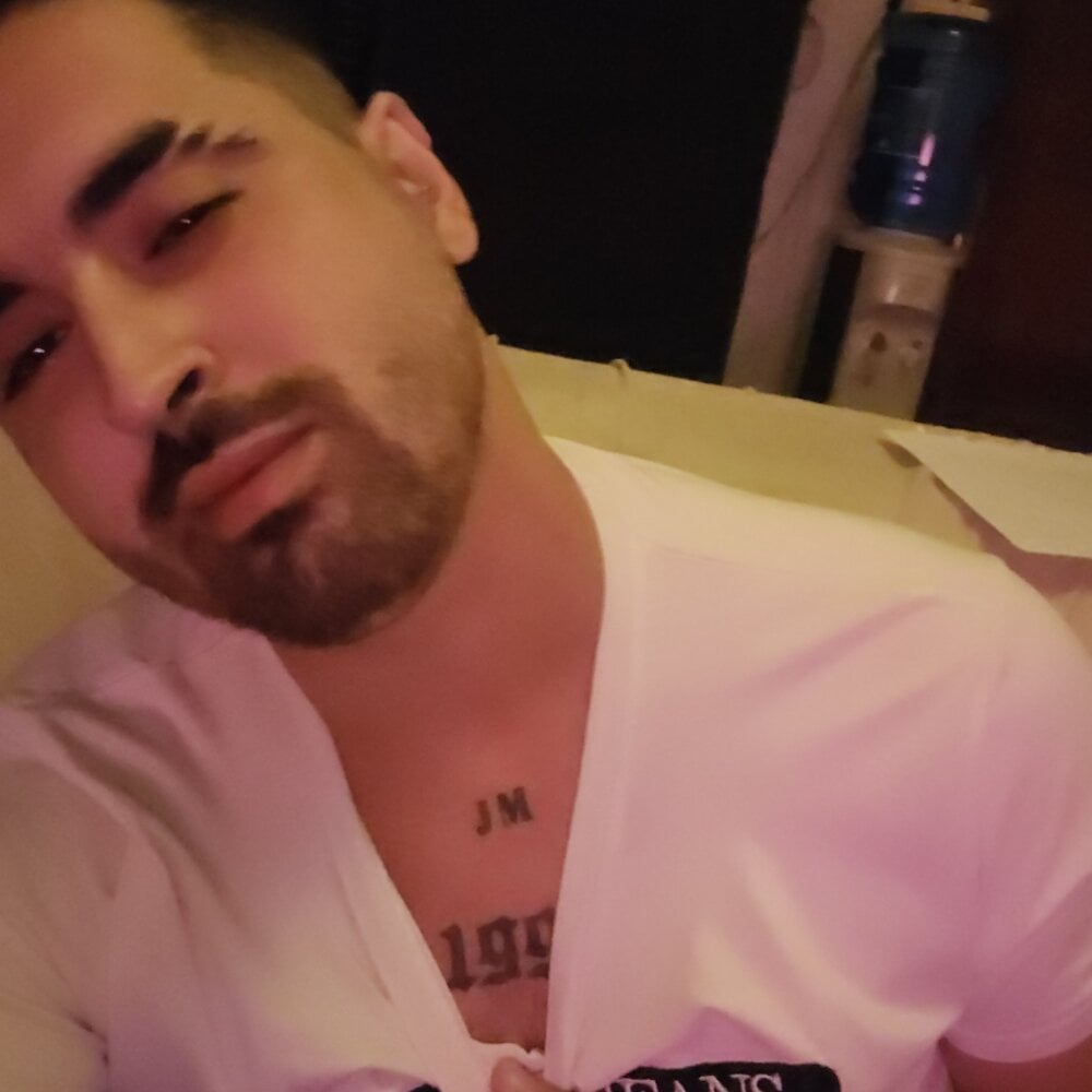 Antonio123499 Chatroom