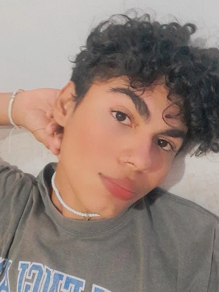 Anyelo_Twink Chatroom