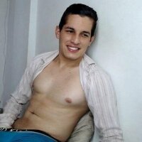 ArielWhite7 Chatroom