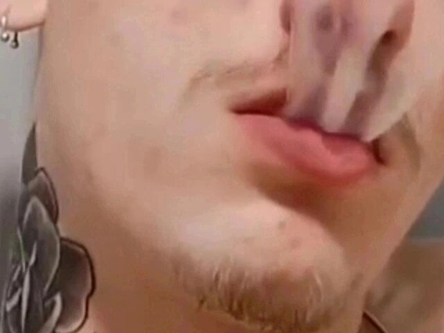 Artur386383 Chatroom