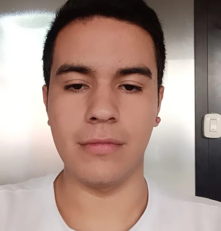 Axel_Wilde Chatroom