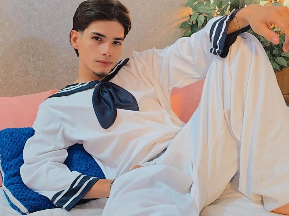 Axelwiliams Chatroom