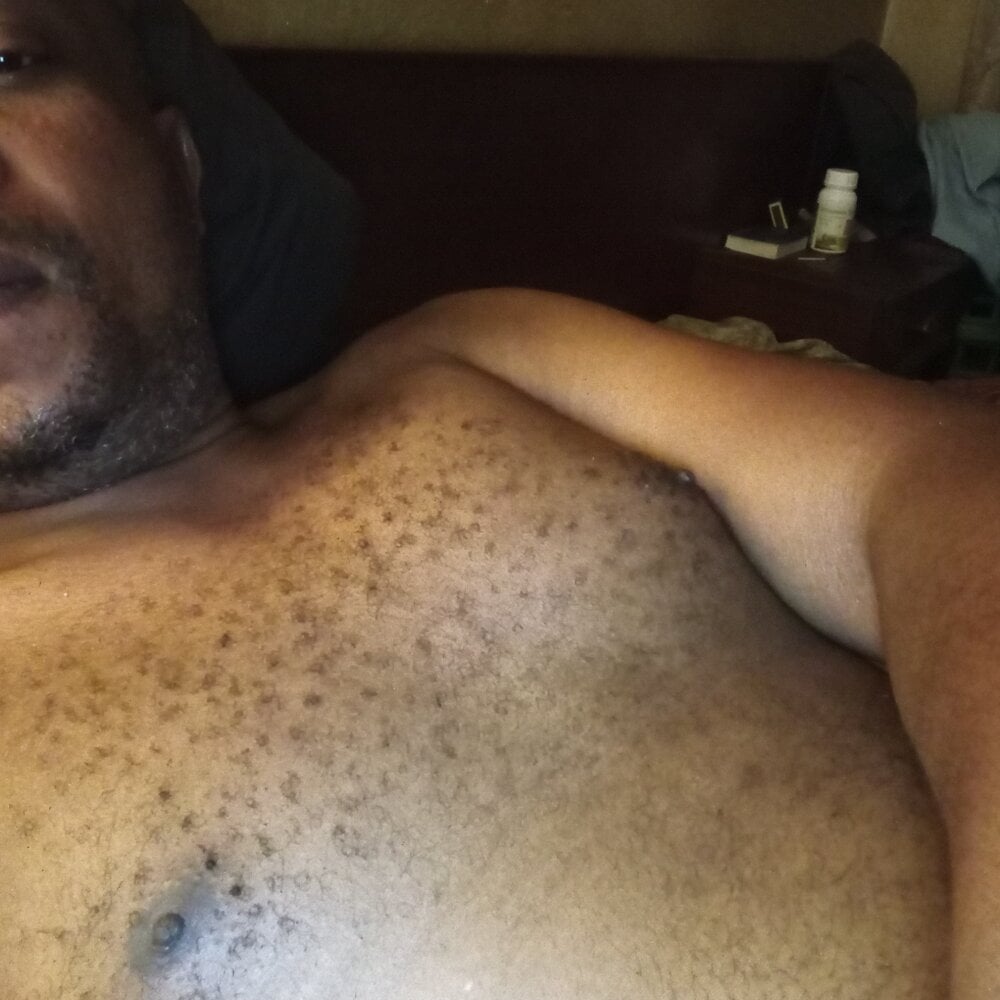 BBC-KING-100 Chatroom