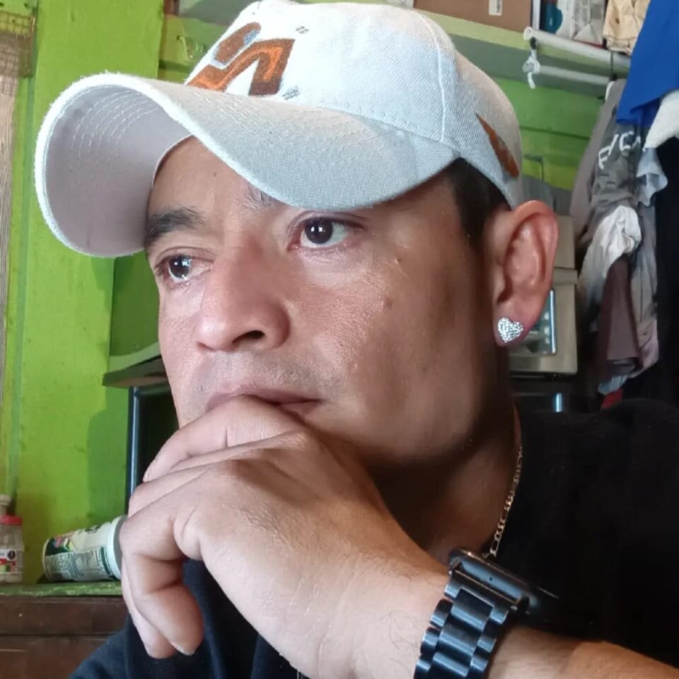 BafflingWhatsis Chatroom