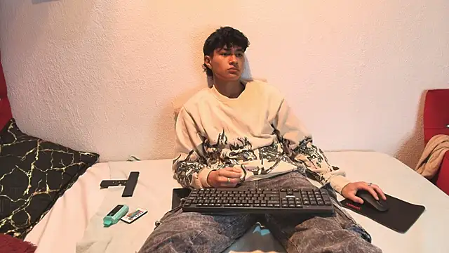 Bastian_wolf_ Chatroom