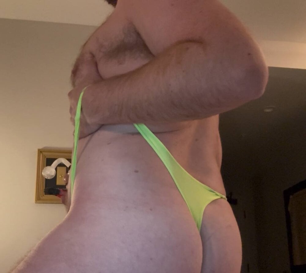 BeefyNcloudy Chatroom