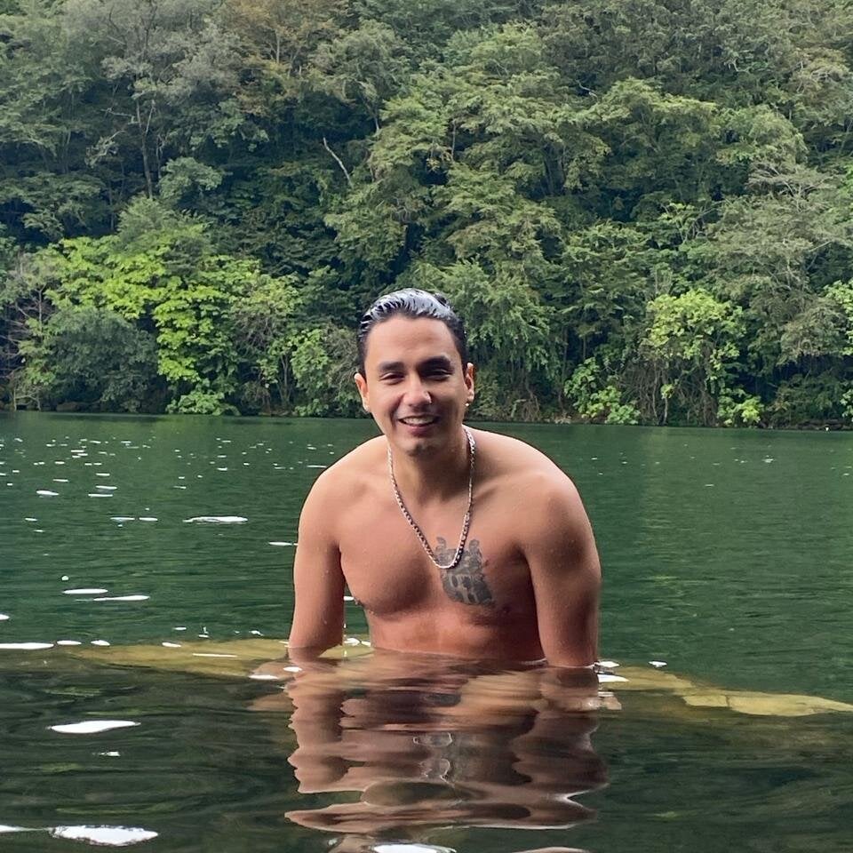 Bernymanstrong Chatroom