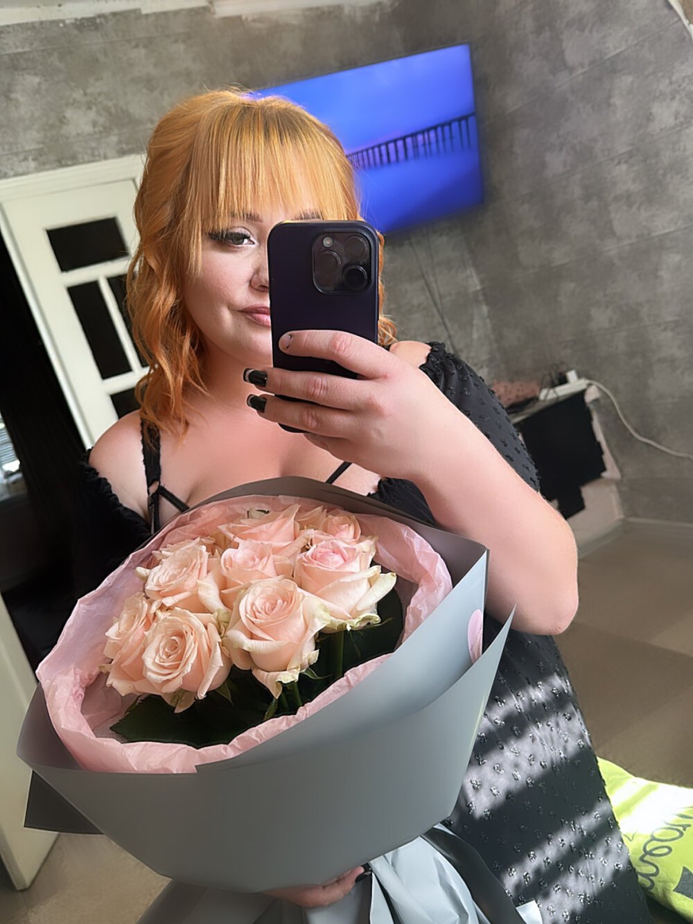 BigboobsDream99 Chatroom