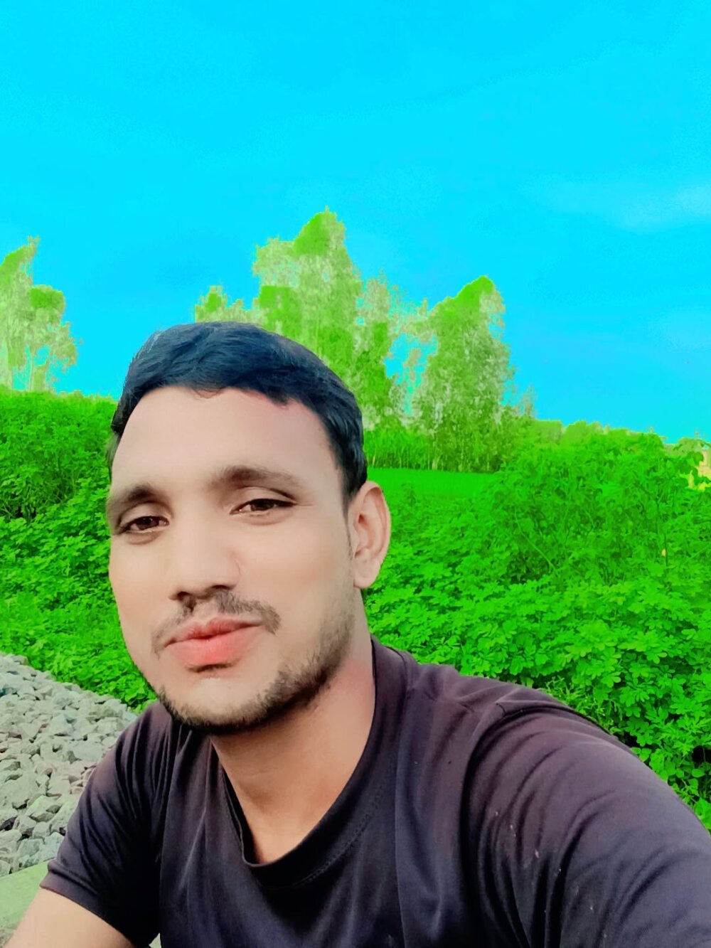 BiggerDickGuy Chatroom