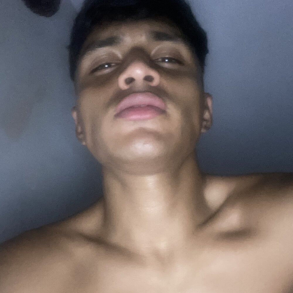Blackk6889 Chatroom
