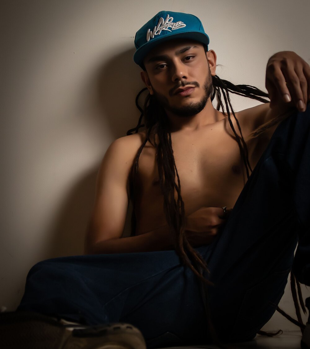 Boss_Domiinator Chatroom