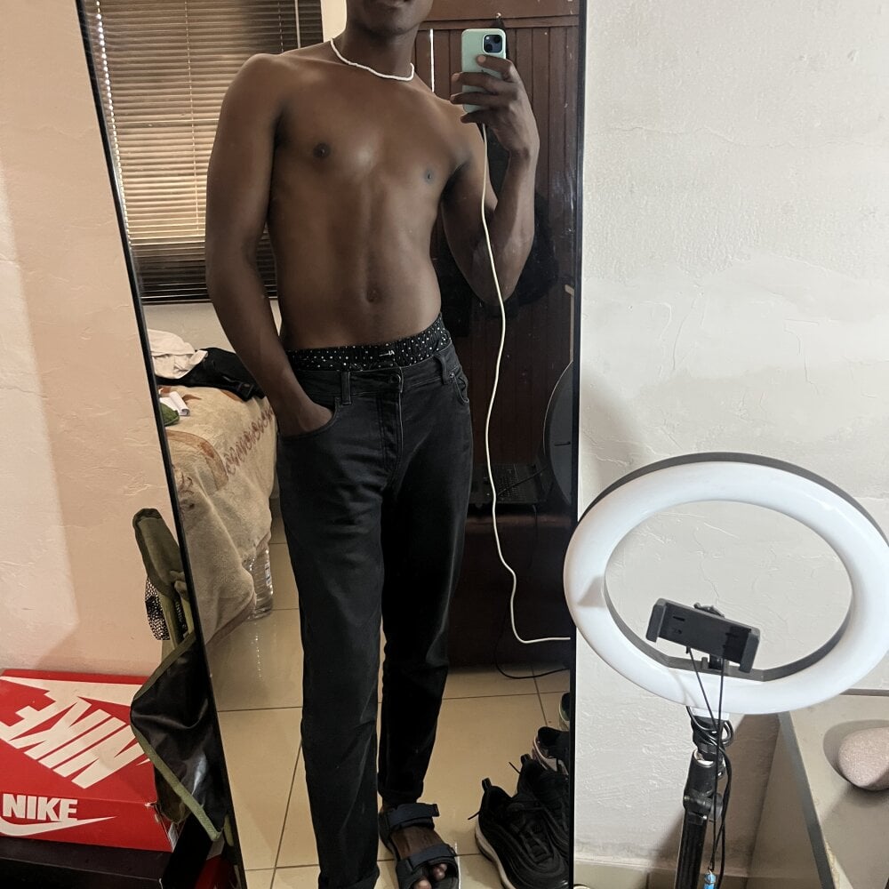 Boytoy_BigD Chatroom