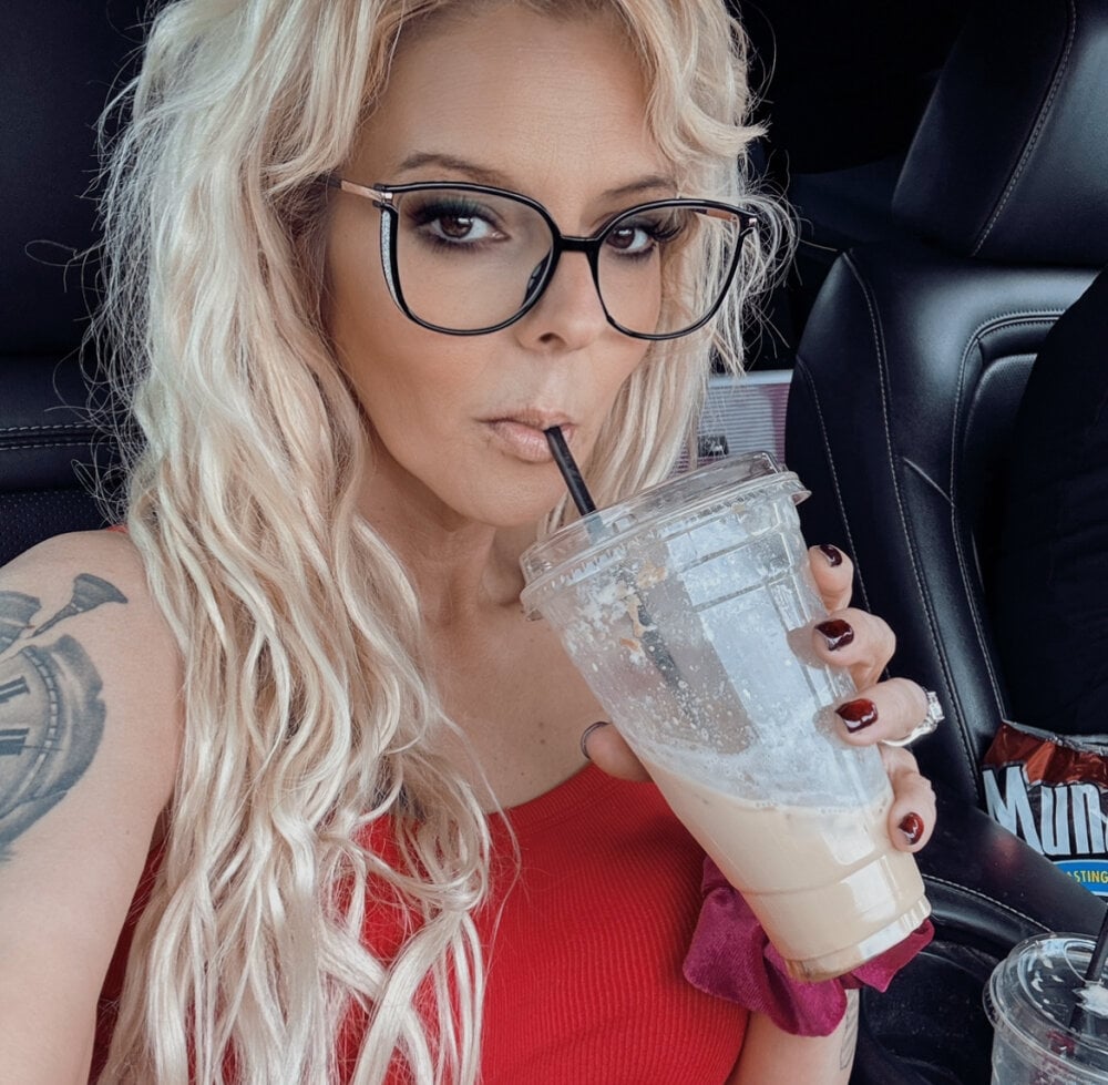 Brideofchucky1212 Chatroom