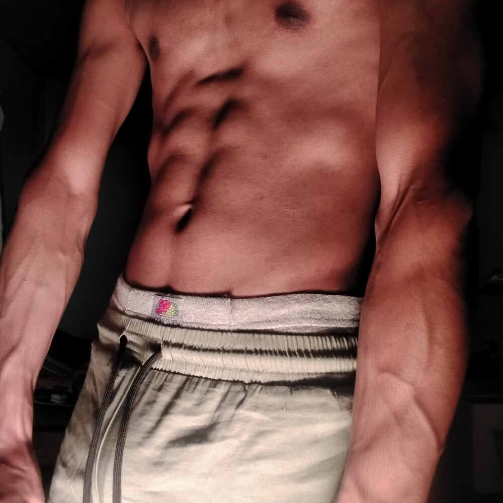 Bryanrahk1208 Chatroom