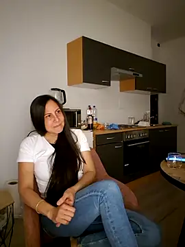 CarolinaundMikr1 Chatroom
