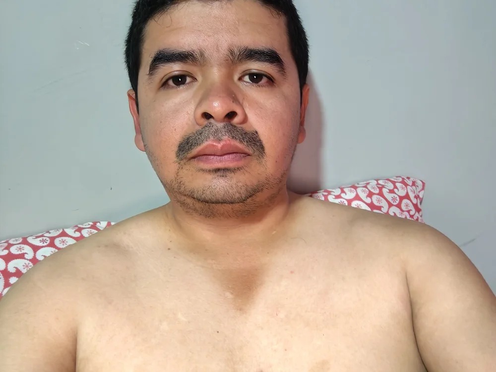 CesarAlejandro9809 Chatroom