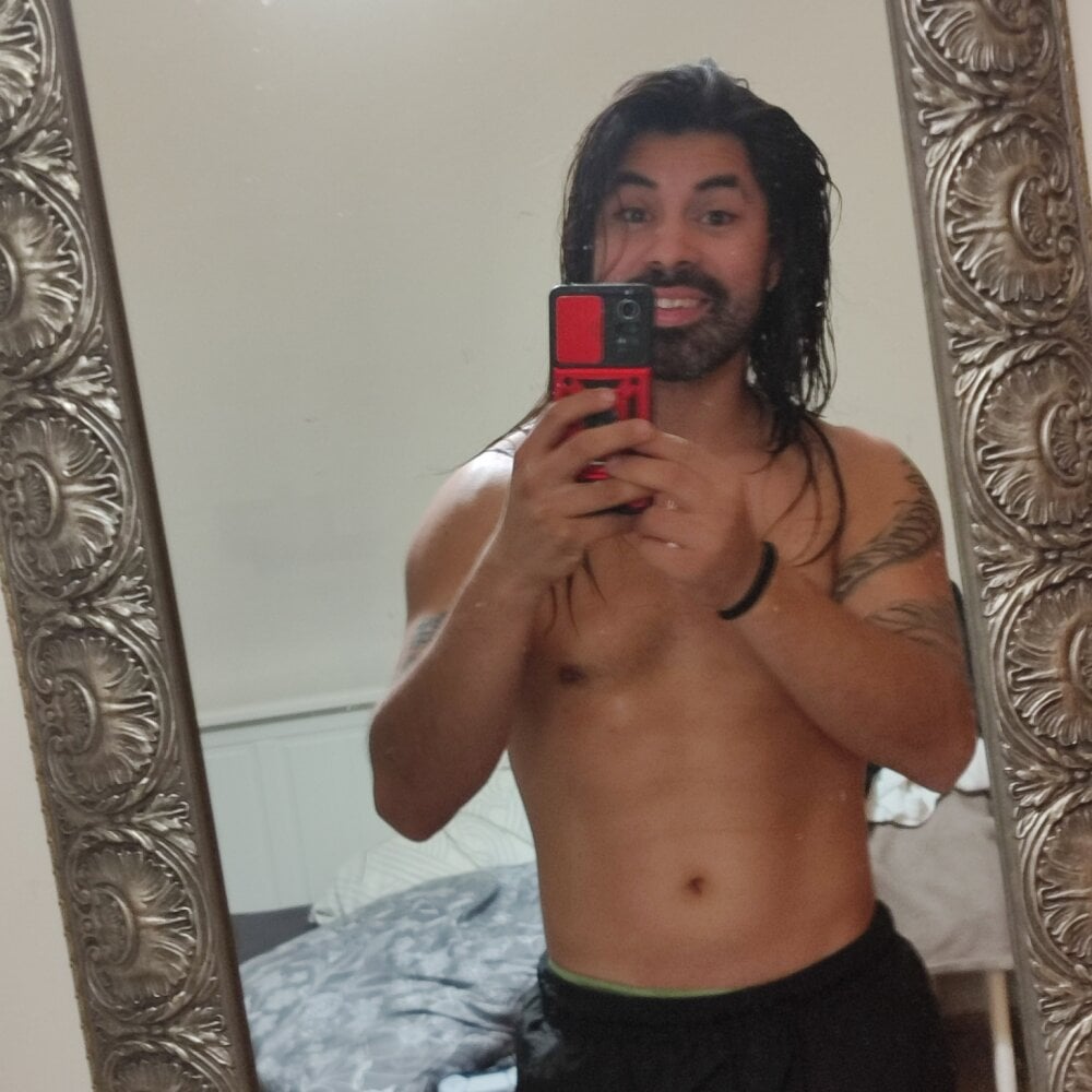 CharlyHemax Chatroom