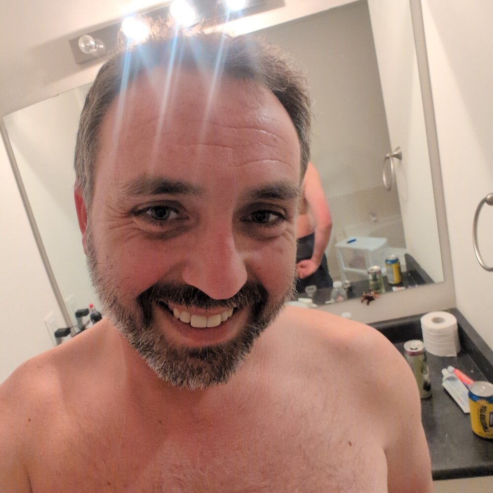 Cinnamonshots Chatroom