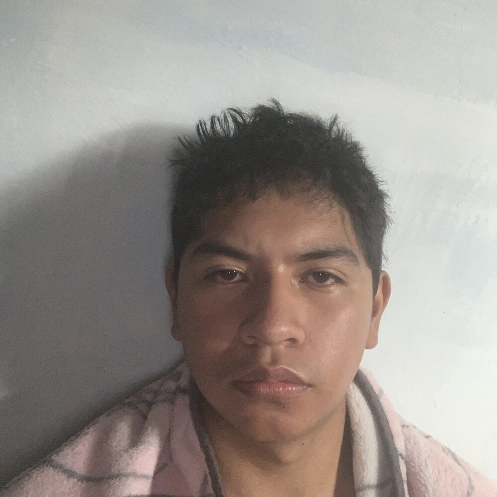 ContraryMomos Chatroom