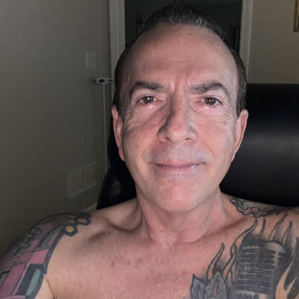 Crazy_Mike1 Chatroom