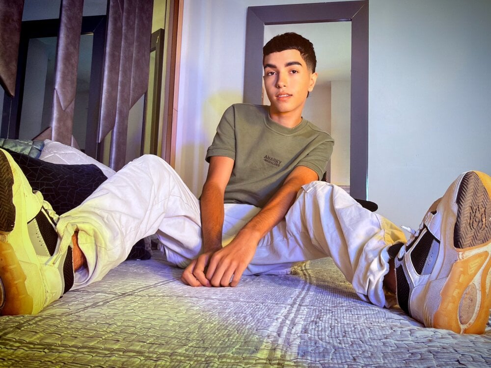 Dallen_Grant Chatroom