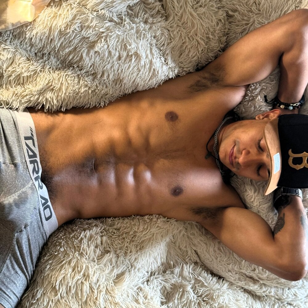 Daniell_007 Chatroom