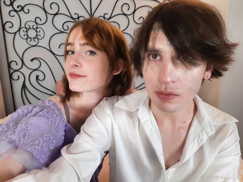 Danny_loves_Mary Chatroom