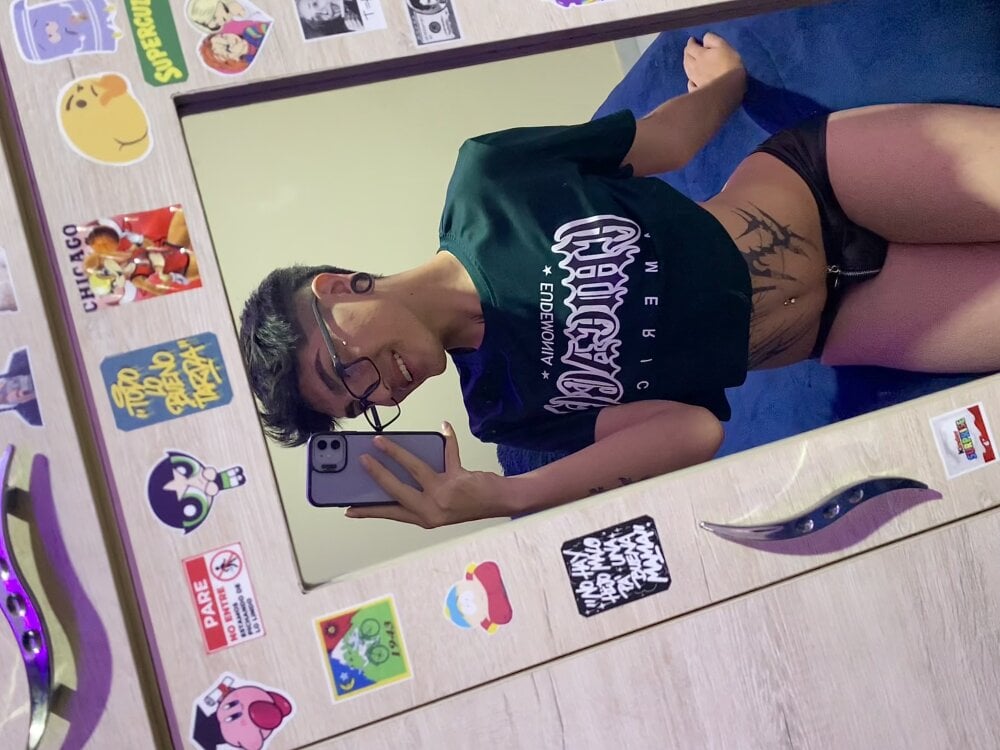 Dark_luckyyy Chatroom