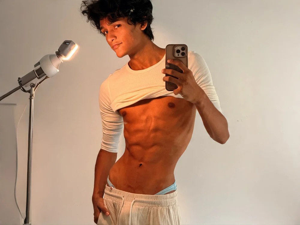 David_Bond Chatroom