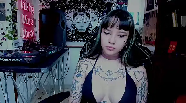 Demongirl6666 Chatroom