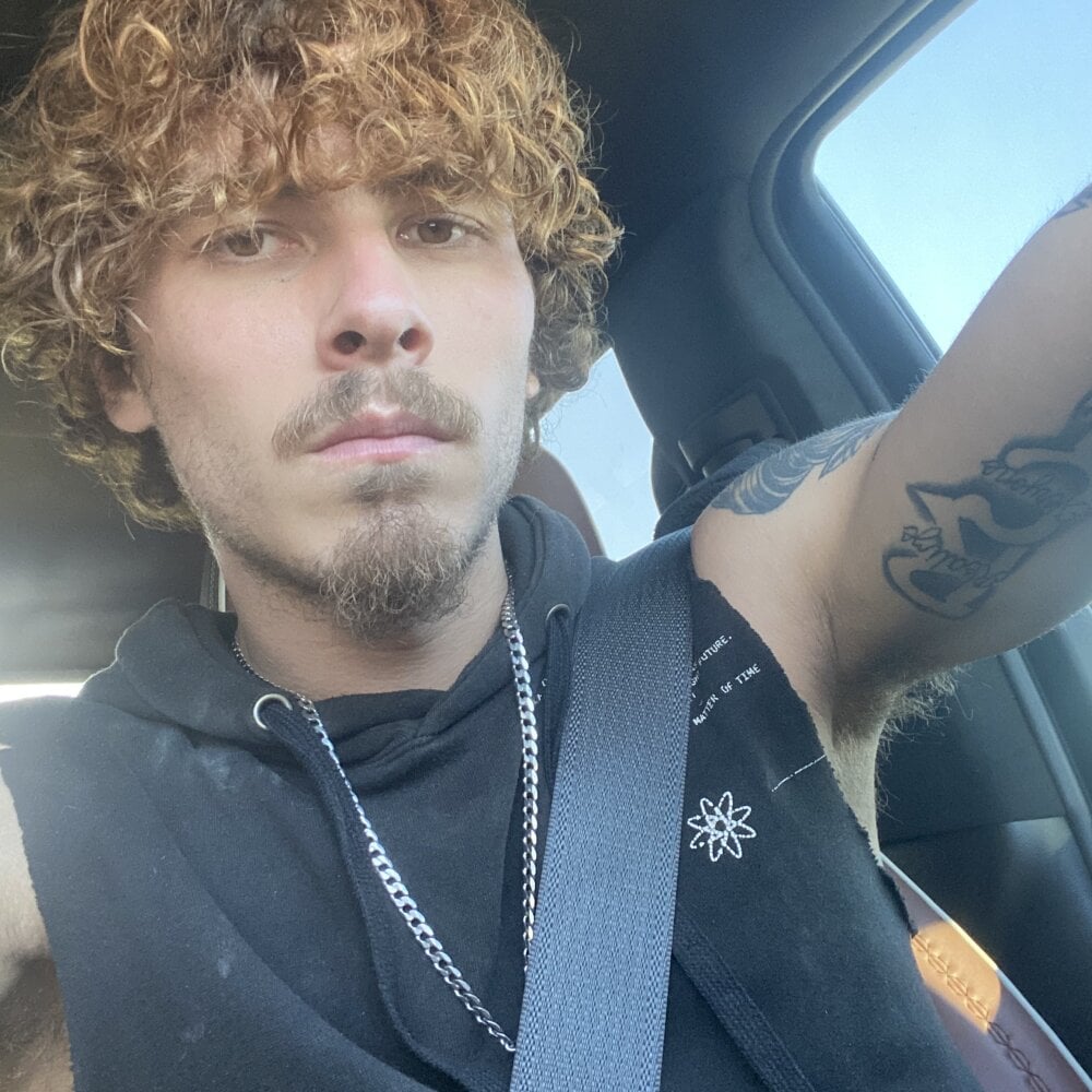 Derrick7799 Chatroom