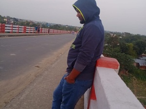 Deshiloverboy_32