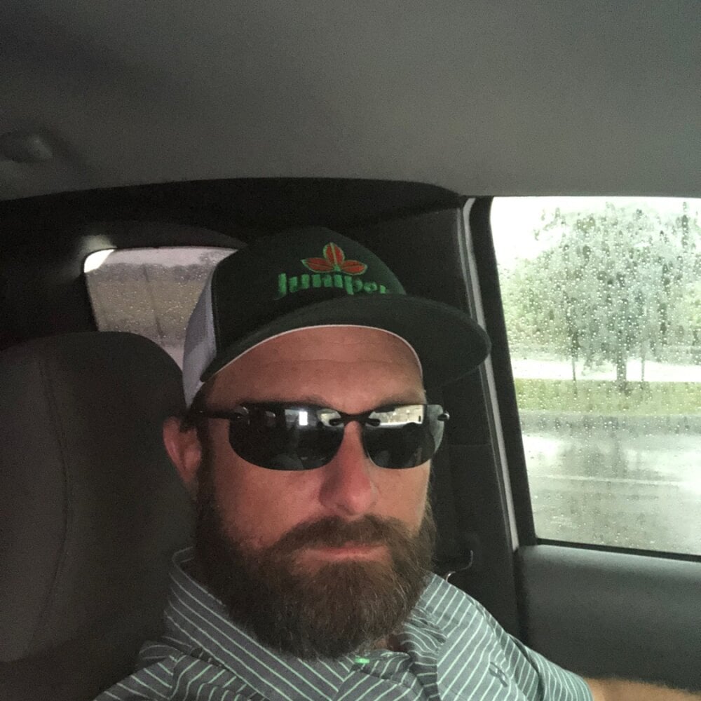 DinoDick4Uall Chatroom