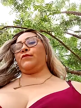 Dirty-Momm-Divorced-Hot Chatroom