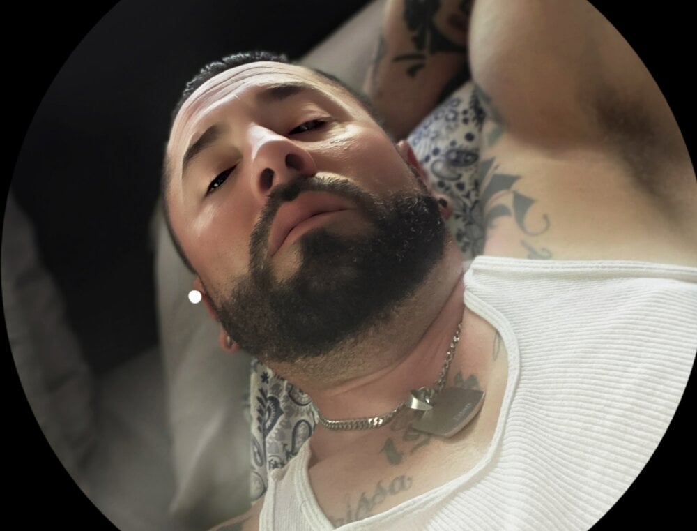 DjPlayer213lbeach Chatroom