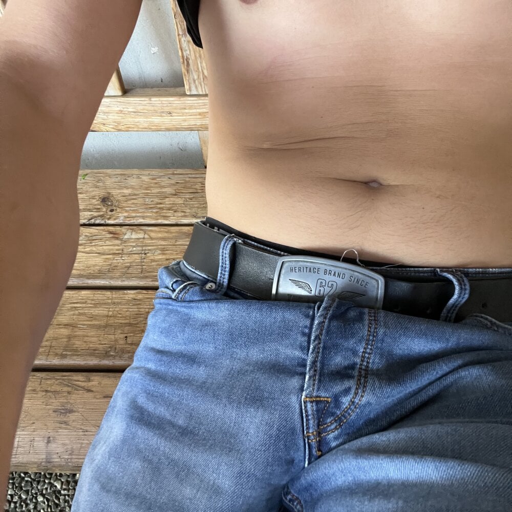 Dodxx77 Chatroom